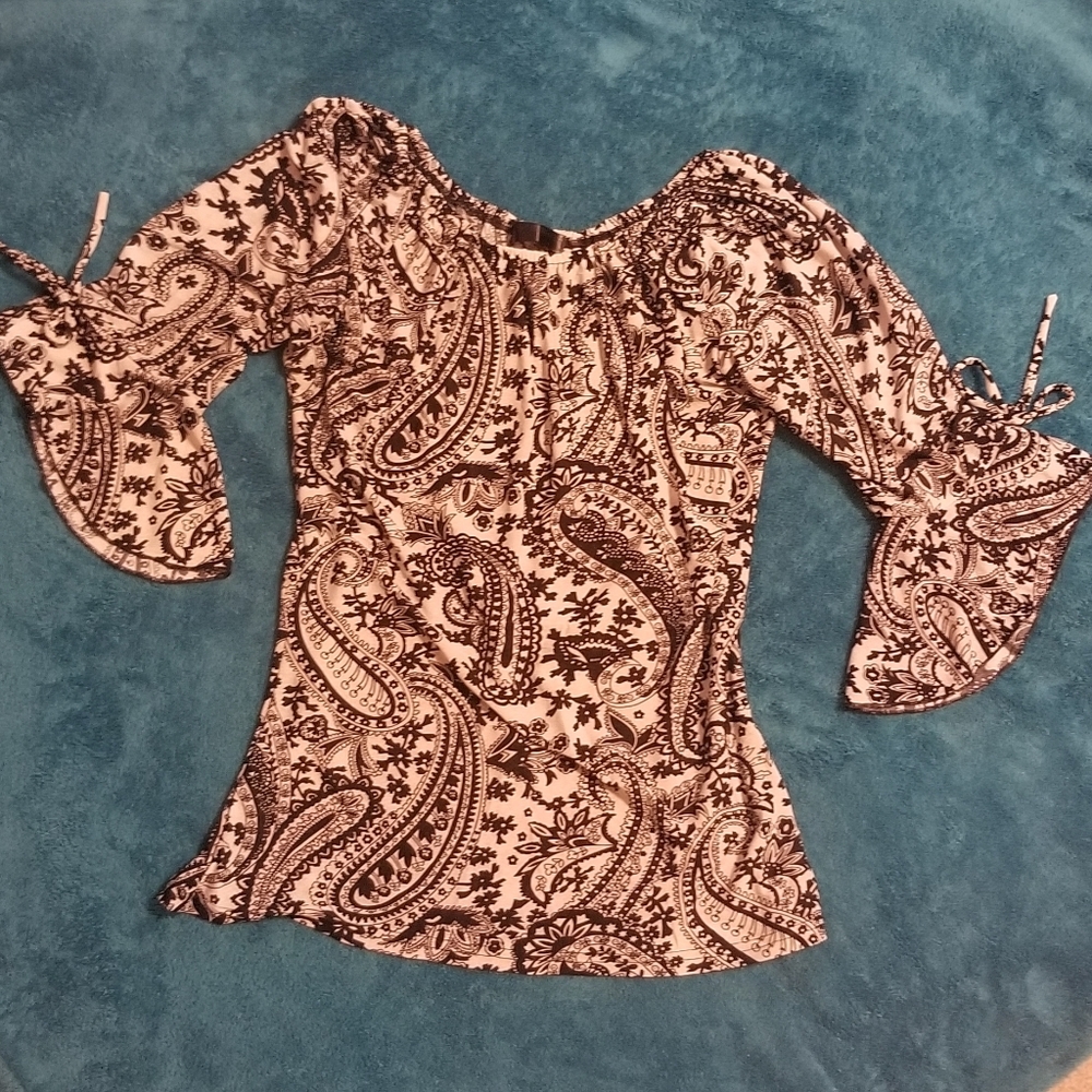 Flow Paisley Blouse